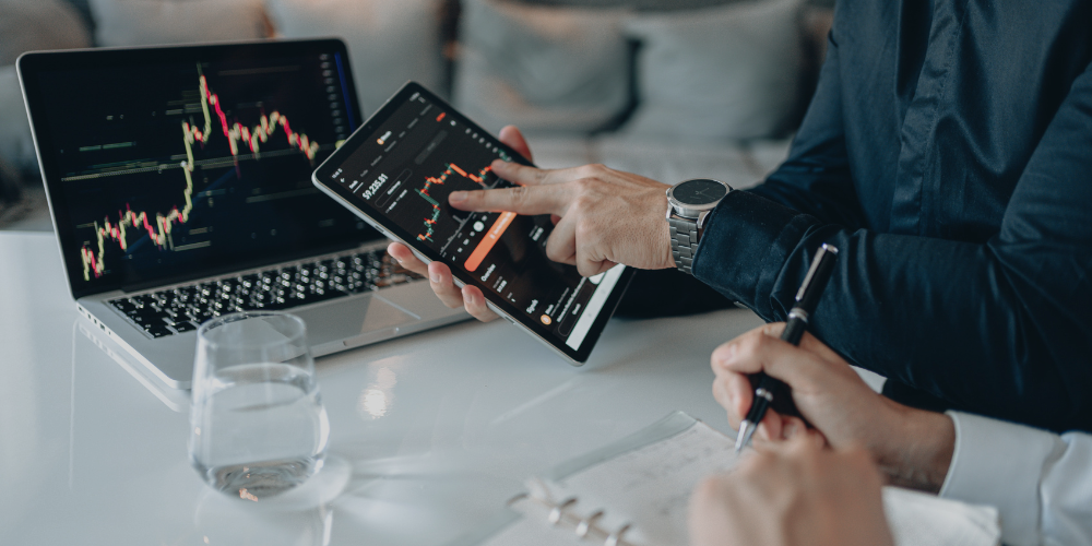 men strategizing for stock market trading