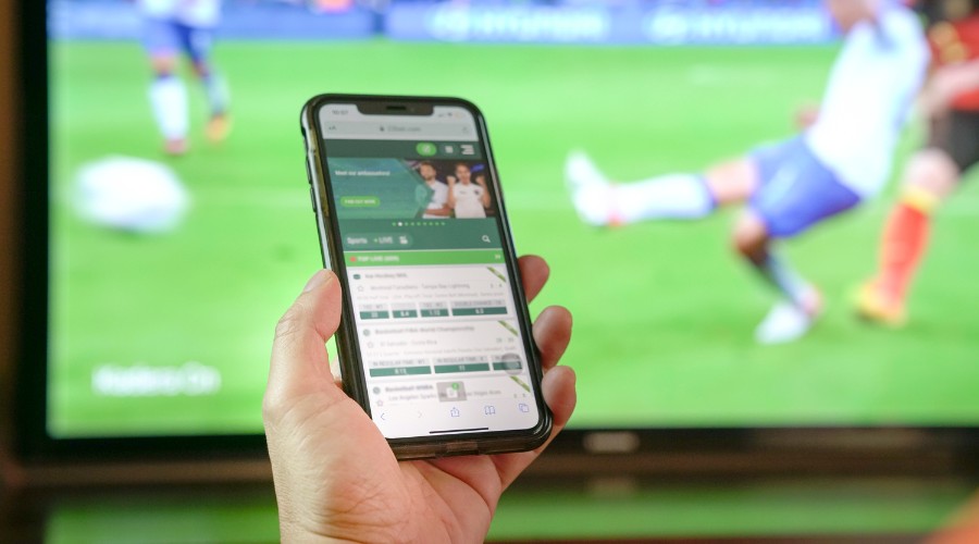 Warning signs of sports betting addiction